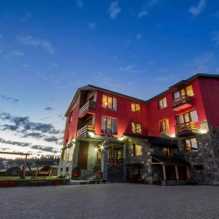 Hotel Red House Bakuriani Zewnętrze zdjęcie