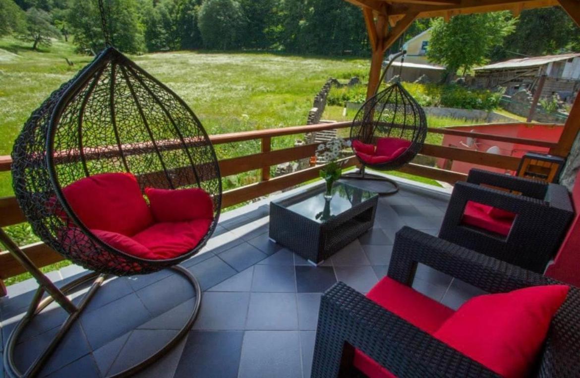 Hotel Red House Bakuriani Zewnętrze zdjęcie