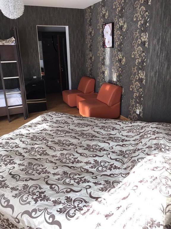 Hotel Red House Bakuriani Zewnętrze zdjęcie